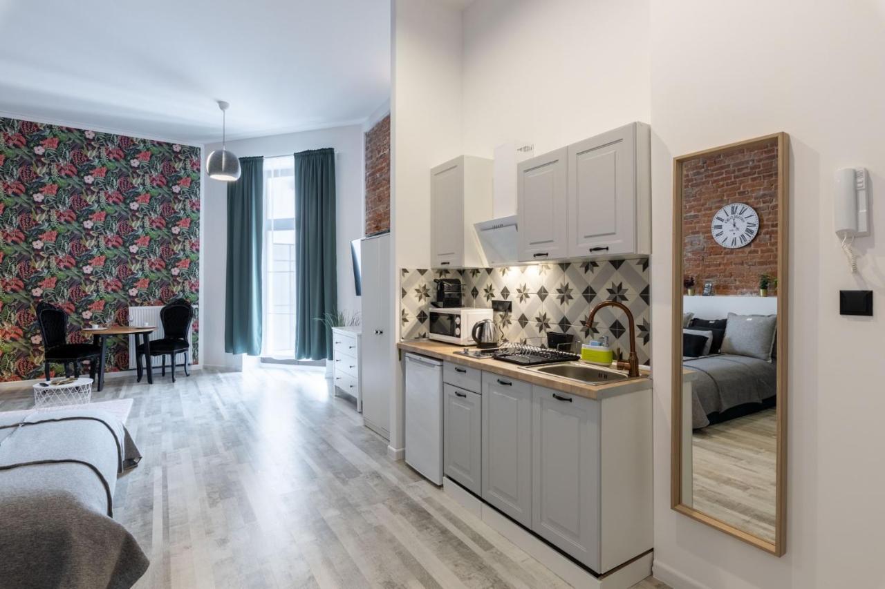 18 Apartamenty Manufaktura Centrum Miasta Legionow 18 Parking Bezplatny Łódź Kültér fotó